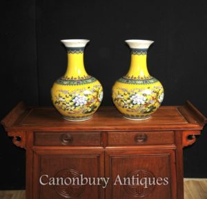 ペア中国のファミーユJauneの磁器の花瓶壺Shangpingフォーム