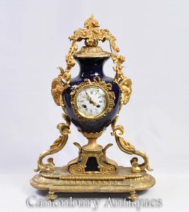 フランス帝国マントル時計オルモルと磁器時計